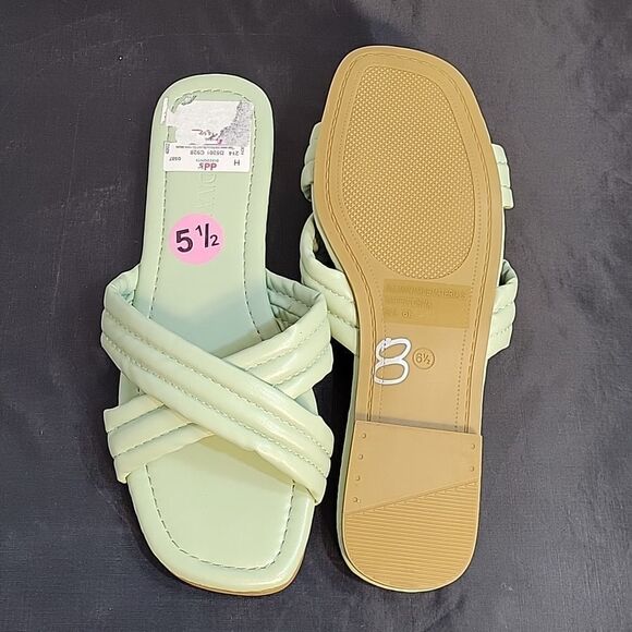BRAND NEW WILD DIVA LOUNGE IRA CROSSBAND SLIDES SANDAL - Picture 3 of 15
